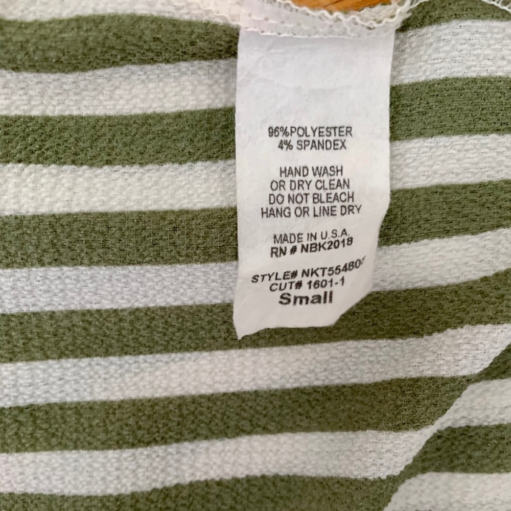 Green & White Striped Short Sleeve Crop Top - Picture 6 of 7